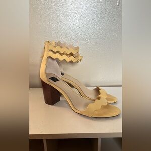 White House Black Market Size 8